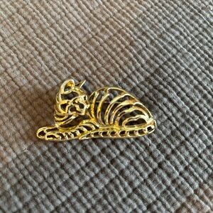 Gold Cat Brooch